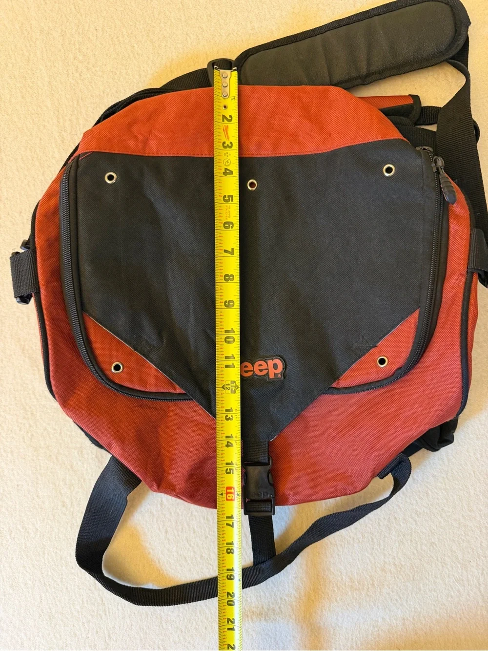 Jeep Insulated Cooler Bag Red Black Soft Sided Travel Picnic Shoulder Tote EUC